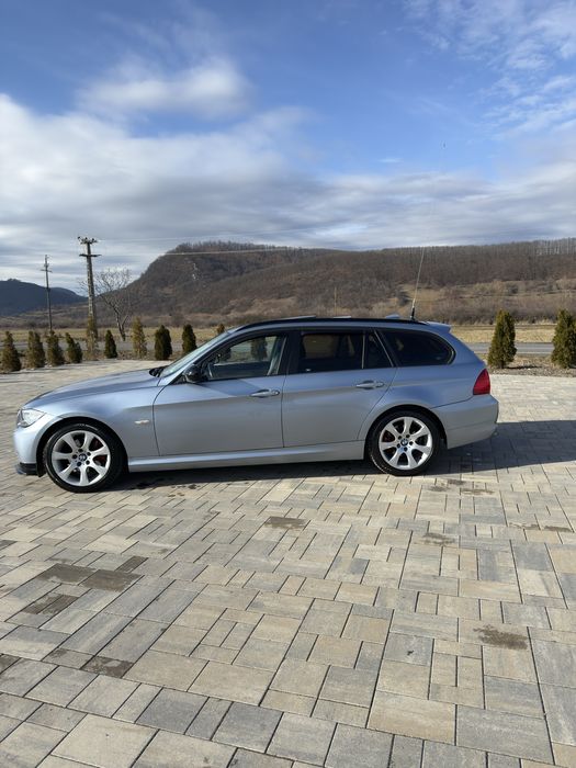 Vând BMW Seria 3 E91 LCI