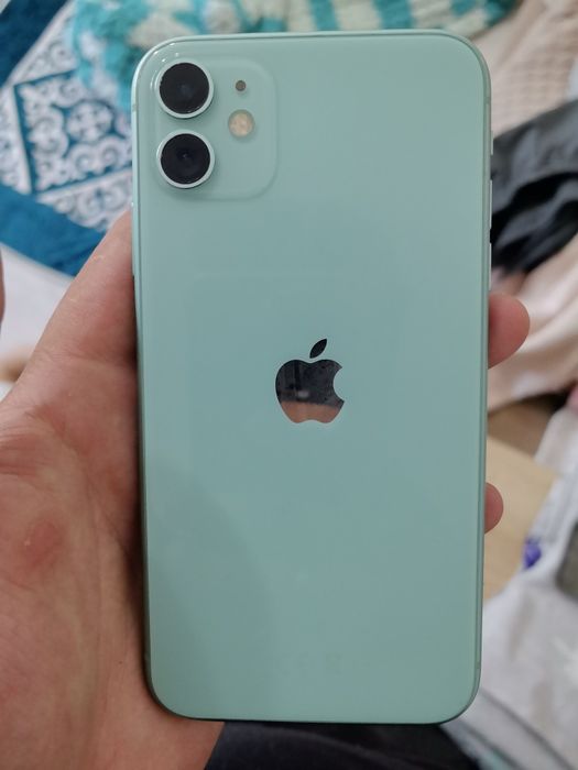 IPhone 11 в хорошем состоянии