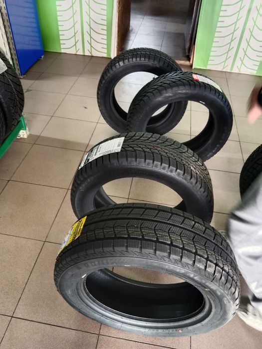 Honkook шина r16