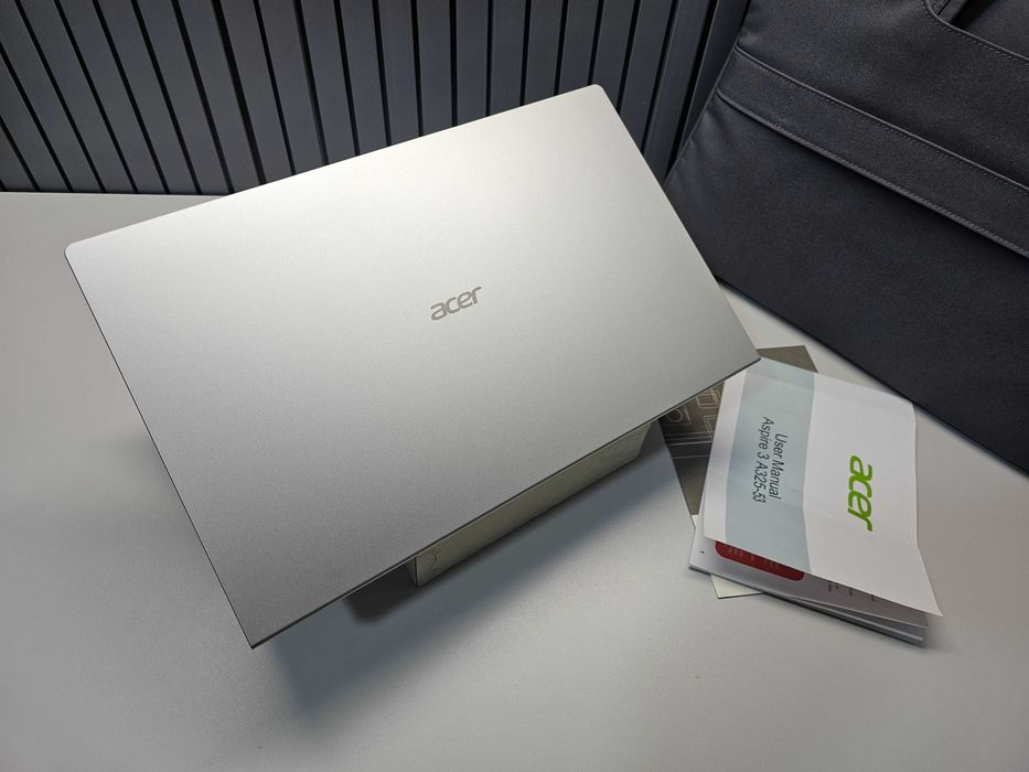 ПРОДАМ Acer Aspire 3 A325 Ноутбук Core™i3-1305U/8GB/512SSD/15.6"iPSFHD