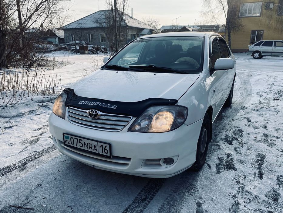 Продается машина марки Тойота королла 2004г