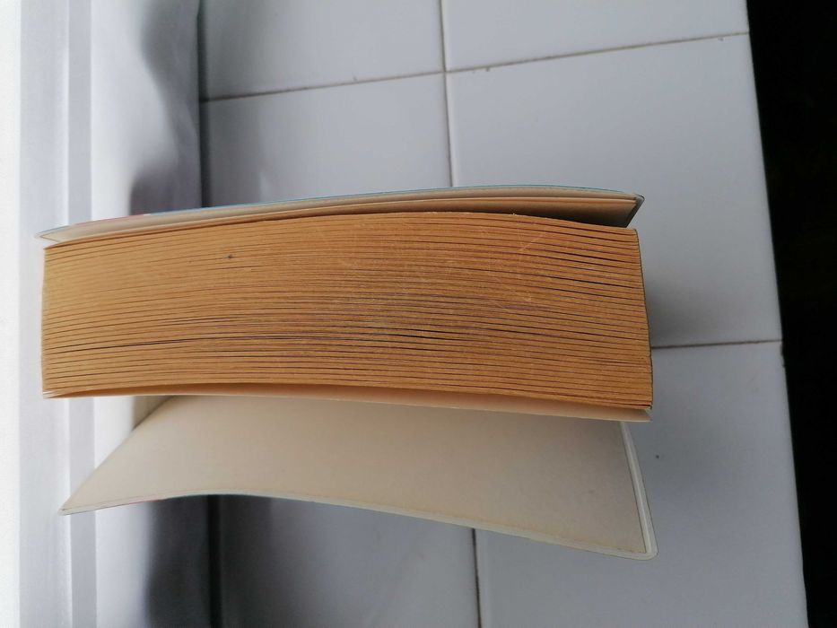 Продавам английски речник Collins college thesaurus 1995 година