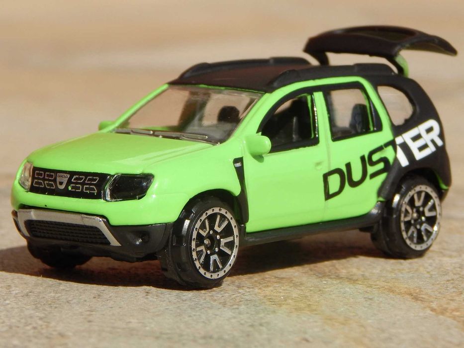 Macheta Dacia Duster 2 (HM) prefacelift 2017 scara 1:64 Majorette