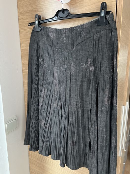 Дамски костюм Elizabeth: пола, сако и бюстие, размер 38 (BG 42)