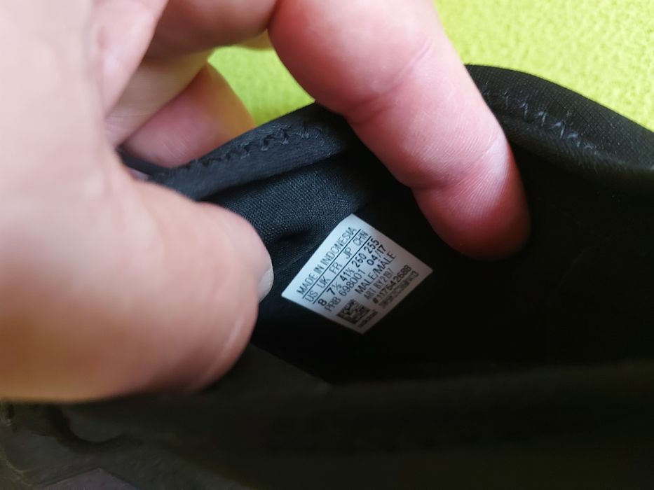 Adidas-40-41н-Оригинални