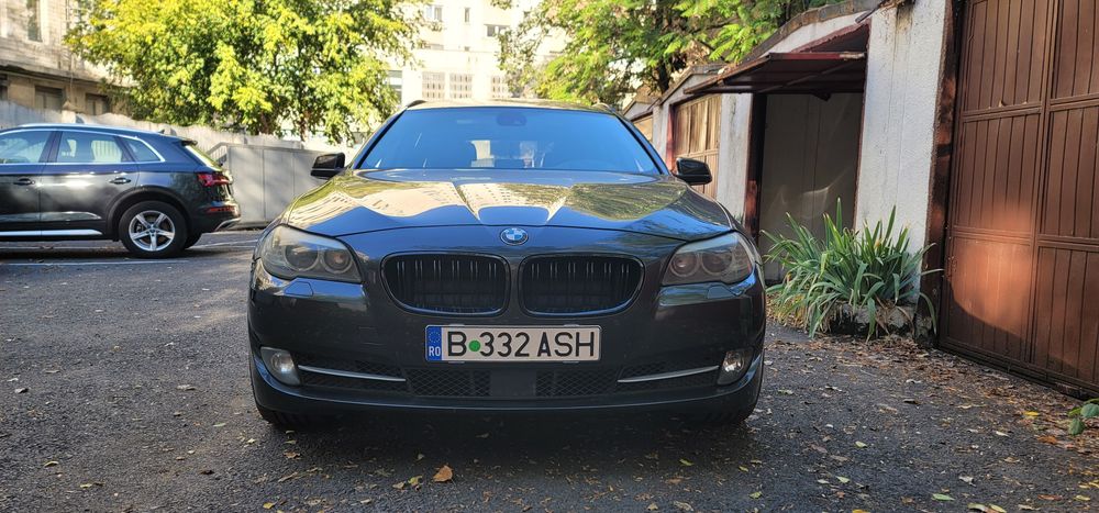 BMW Seria 5 F11 Un break premium cu dotări de top 4x4 trapa padele