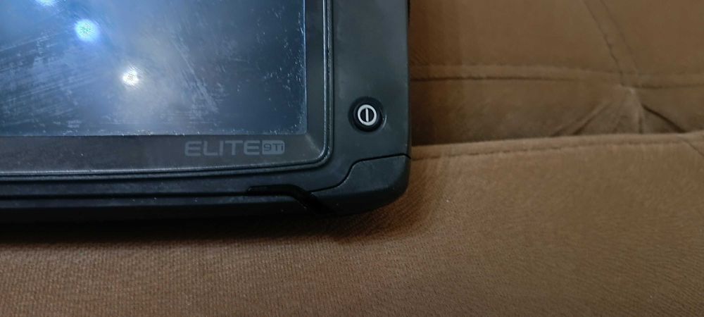 Сонар лоуранс 9ti със сонда тотал скан