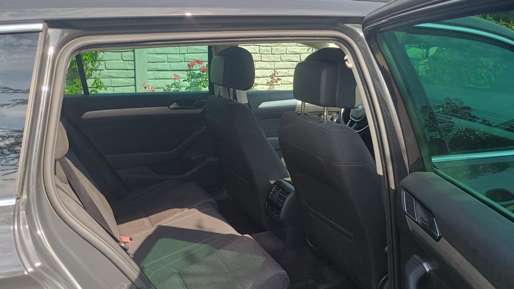 VW Passat B8 Variant (Combi) 2015 | 2.0 TDI 190 CP | DSG Padele | Bord Virtual
