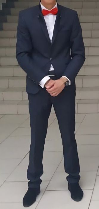 Продам мужской костюм