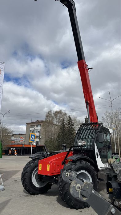 Телескопический погрузчик Bison TR-735