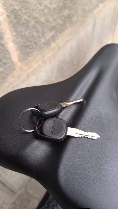 Чисто нов електрически велосипед