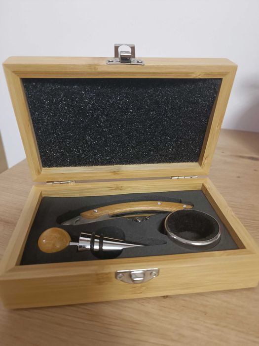 Set vin in cutie de bambus, otel inoxidabil, Everestus, AV11, natur
