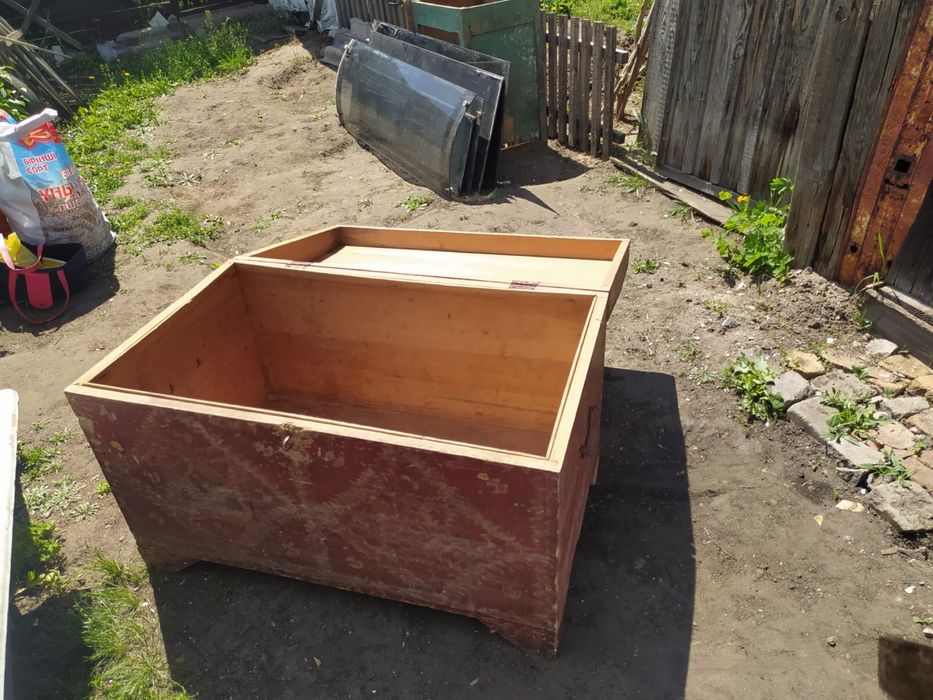 Продам старинный сундук