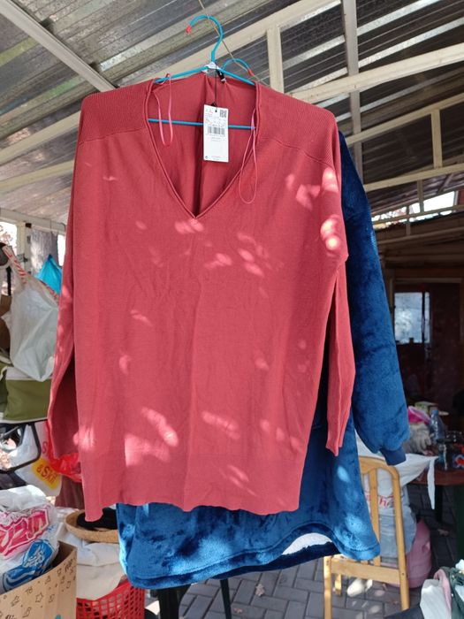 Продаются женские вещи. Новые и б.у.