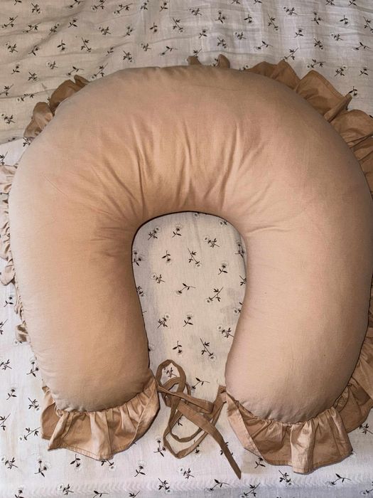 Възглавница за кърма