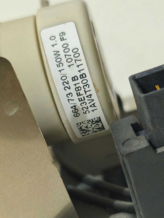 Лампа для проектора Sanyo PLC-XW200