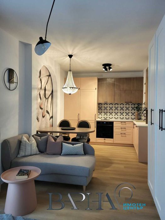 НОВ ИМОТ! Студио в к.к. Константин и Елена!