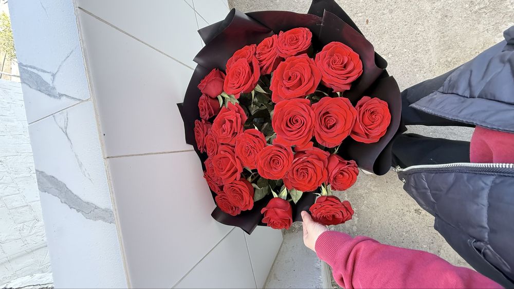 Свежий букет роза гүлі