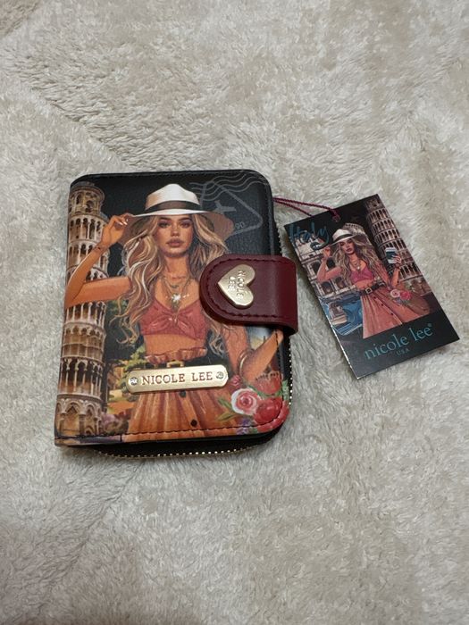 Раници и чанта на Anekke