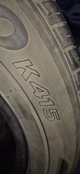 Продам две шины  Hankook