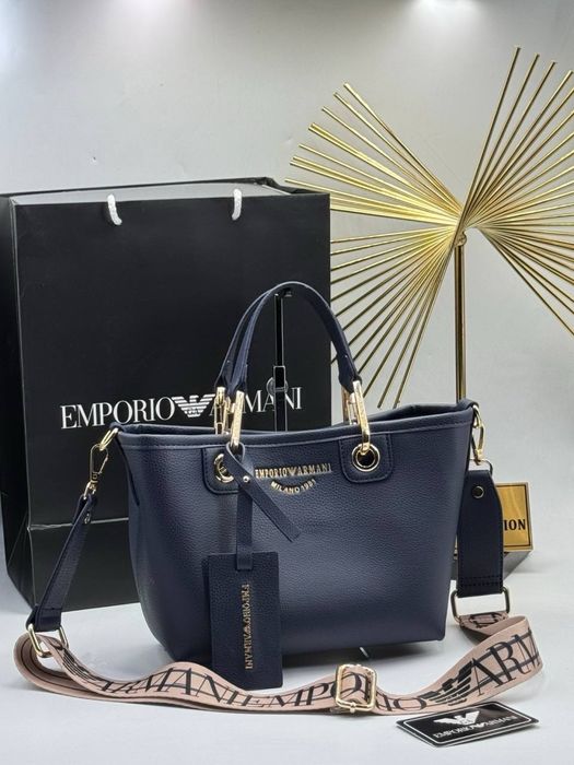 Geanta Armani Noua !!! Dimensiuni 33/18 !!!