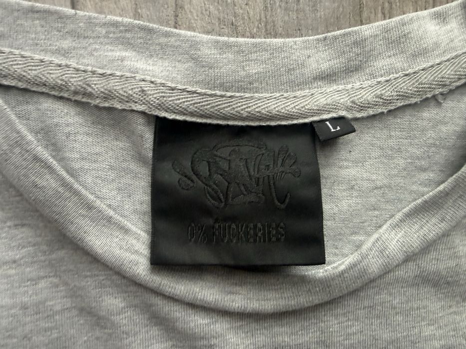 Grey Syna World T-shirt