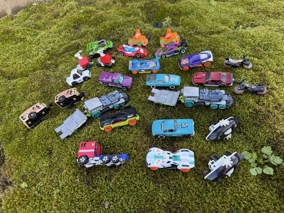Lot masinute Hot Wheels