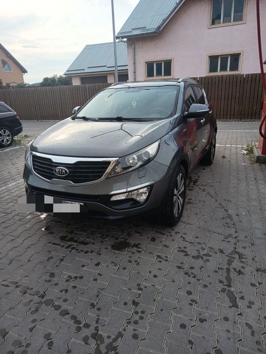 Vând Kia Sportage