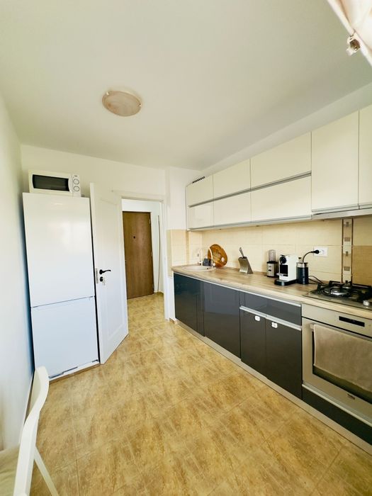 Inchiriez apartament 2 camere