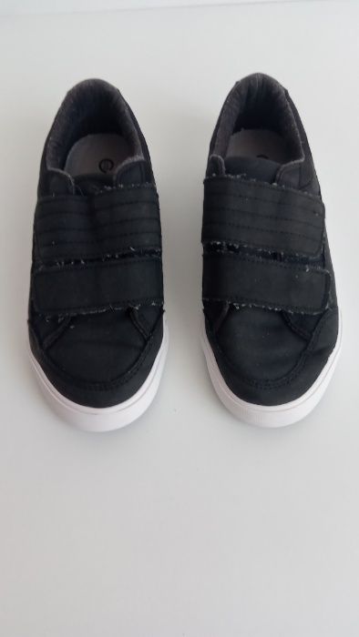 Детски маратонки и спортни обувки от 30 до 15 лв