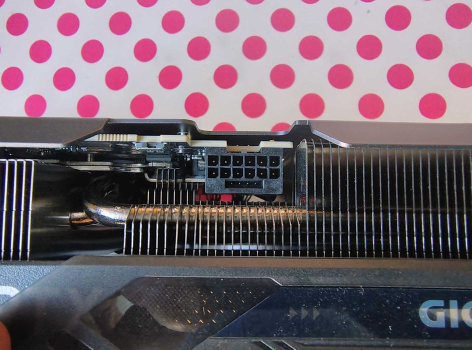 Placa video Gigabyte RTX 5070 GAMING OC 12GB GDDR7 192-bit.