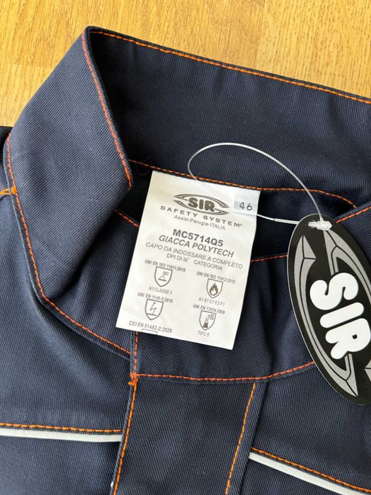 Salopeta completa/haina + pantaloni de lucru marimea 46,48 produs nou