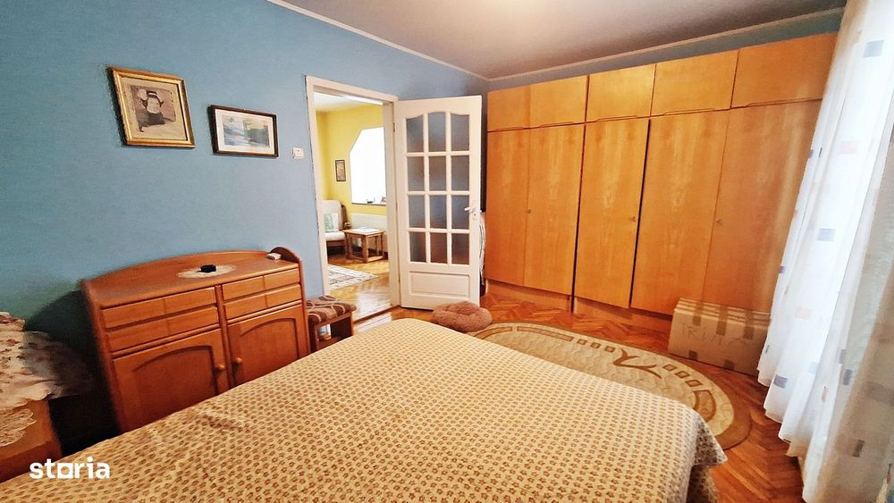 Piata Astra, apartament 2 camere la etajul 1, liber, 87000 euro