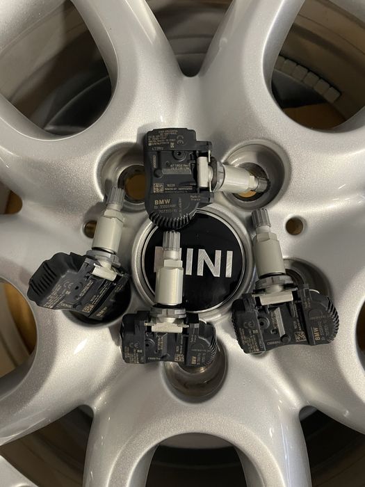 MINI 16” Style 494 • OEM Silver • Перфектни • TPMS • За ценители