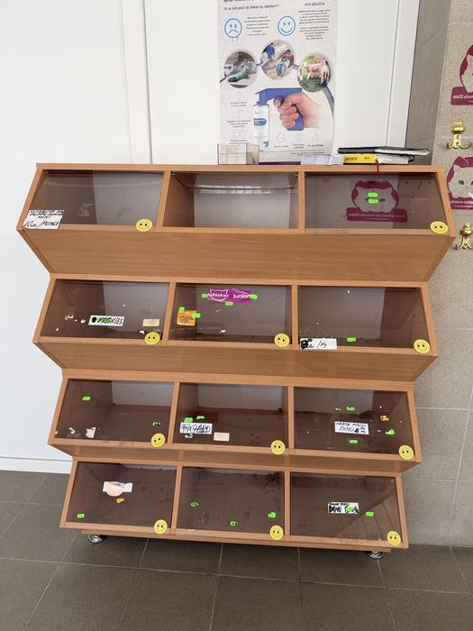 Cuve caini si pisici