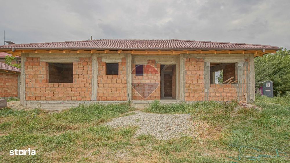 Casă / Vilă cu 4 camere de vânzare