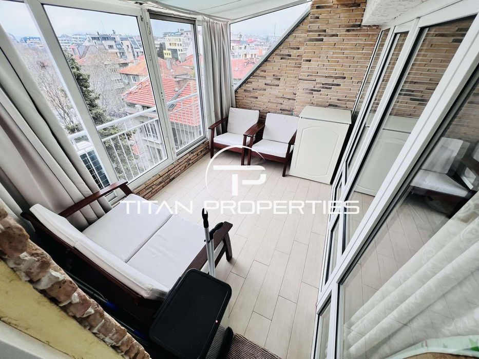 Дава се под наем Тристаен апартамент в Бургас, Център - 100 кв.м за 663 € - Снимка #7