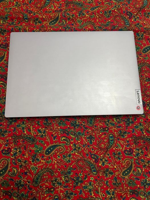 Продам ноутбук Lenovo