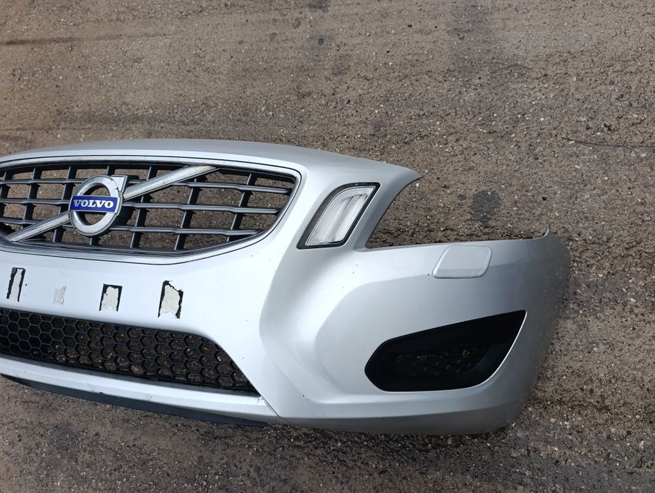 Предна броня Волво / Volvo V60 2012г.