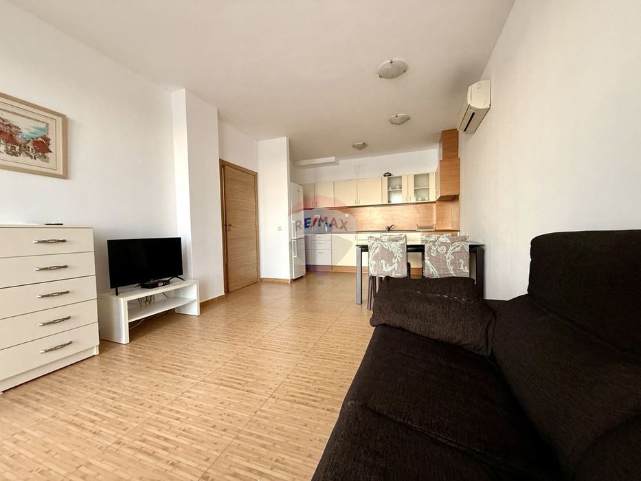 Дава се под наем Двустаен апартамент в Балчик - 79 кв.м за 348.84 € - Снимка #3