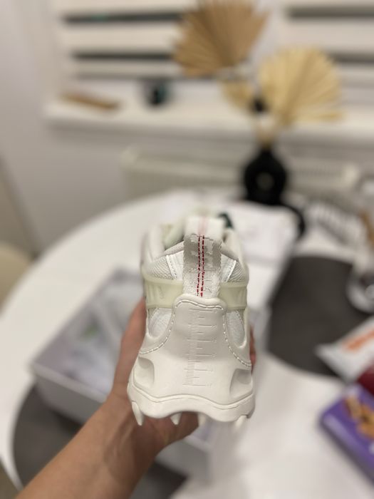 Off-White Odsy 1000