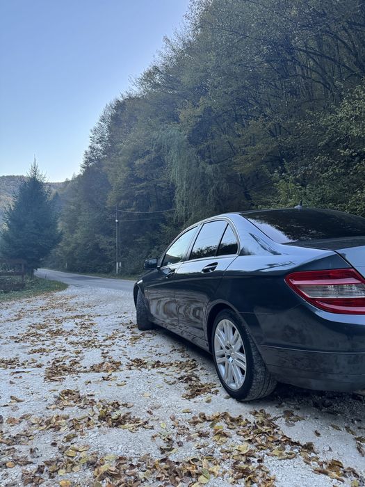 Mercedes c220 - 2011