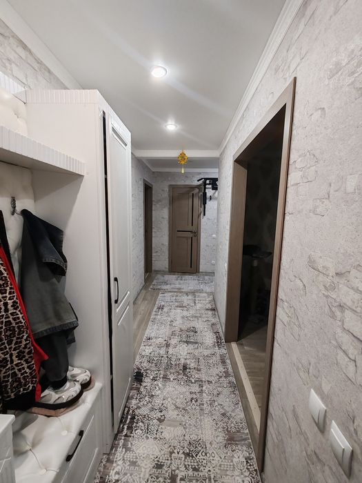 Продам 3 ком кв улученную