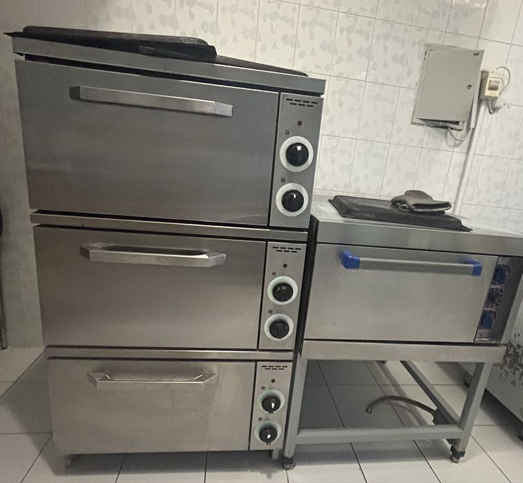 Продам жарочный шкаф 2шт