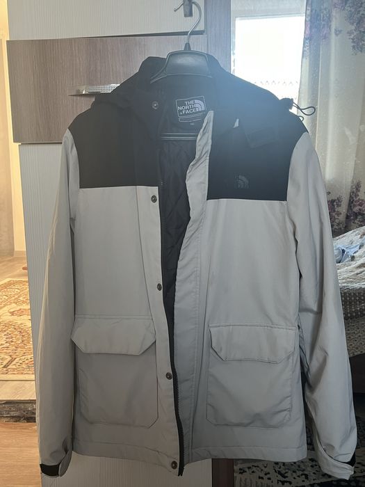 Куртка The North Face, утеплённая, размер M/L, отличное состояние