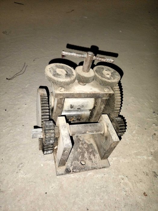 Зуботехнически инструменти