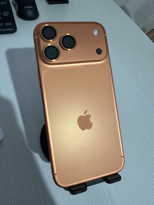 Iphone 17 pro max, 256 gb, в идеальном состояний
