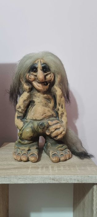 Troll Norge statuet