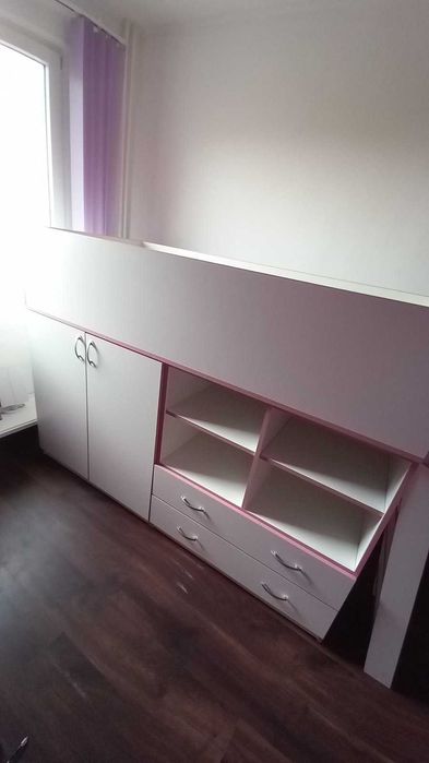 Детско легло със стълба