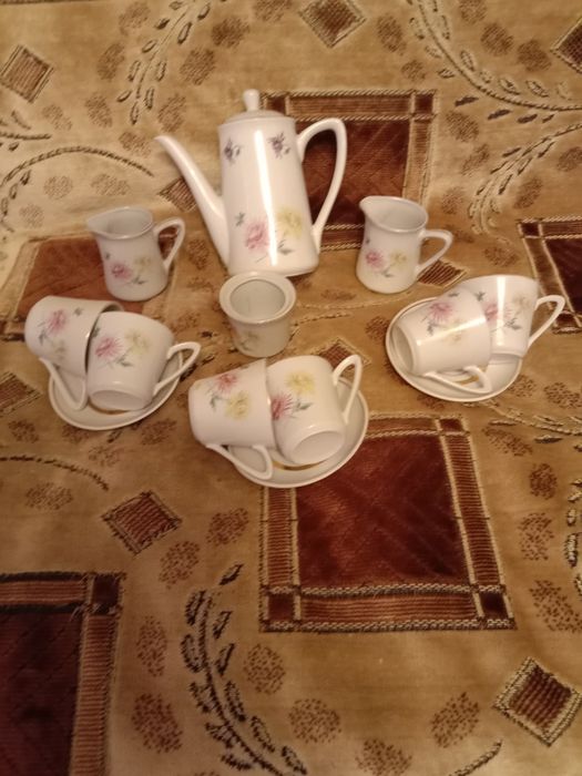 Кофейный сервиз в хорошем состоянии